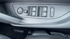 Peugeot 2008 1.2 PureTech Allure Premium+ 5dr Petrol Estate